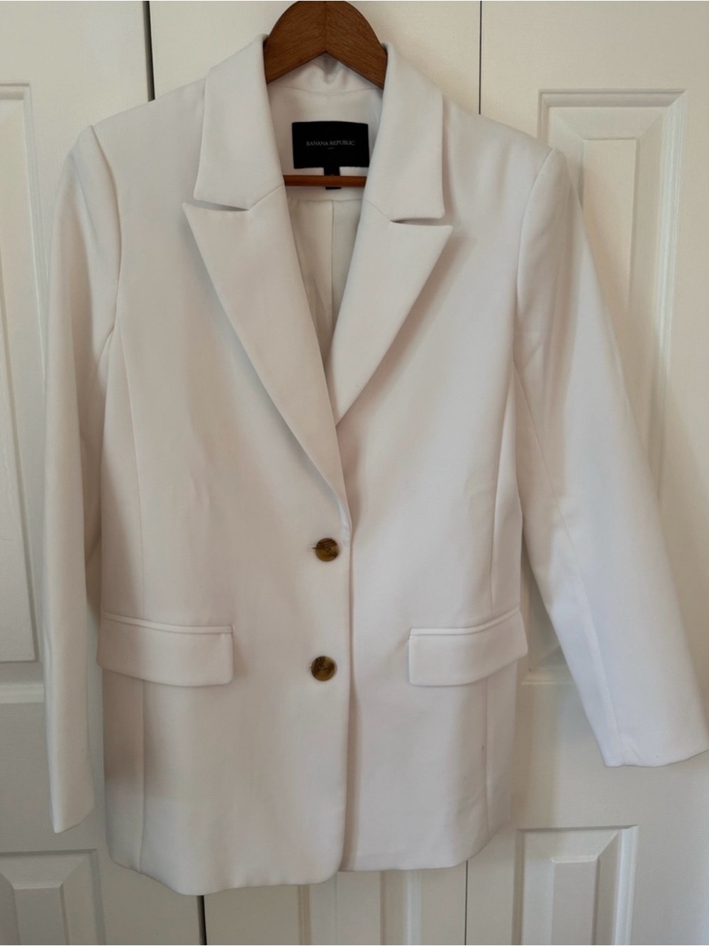 Banana Republic White Classic Two-Button Blazer